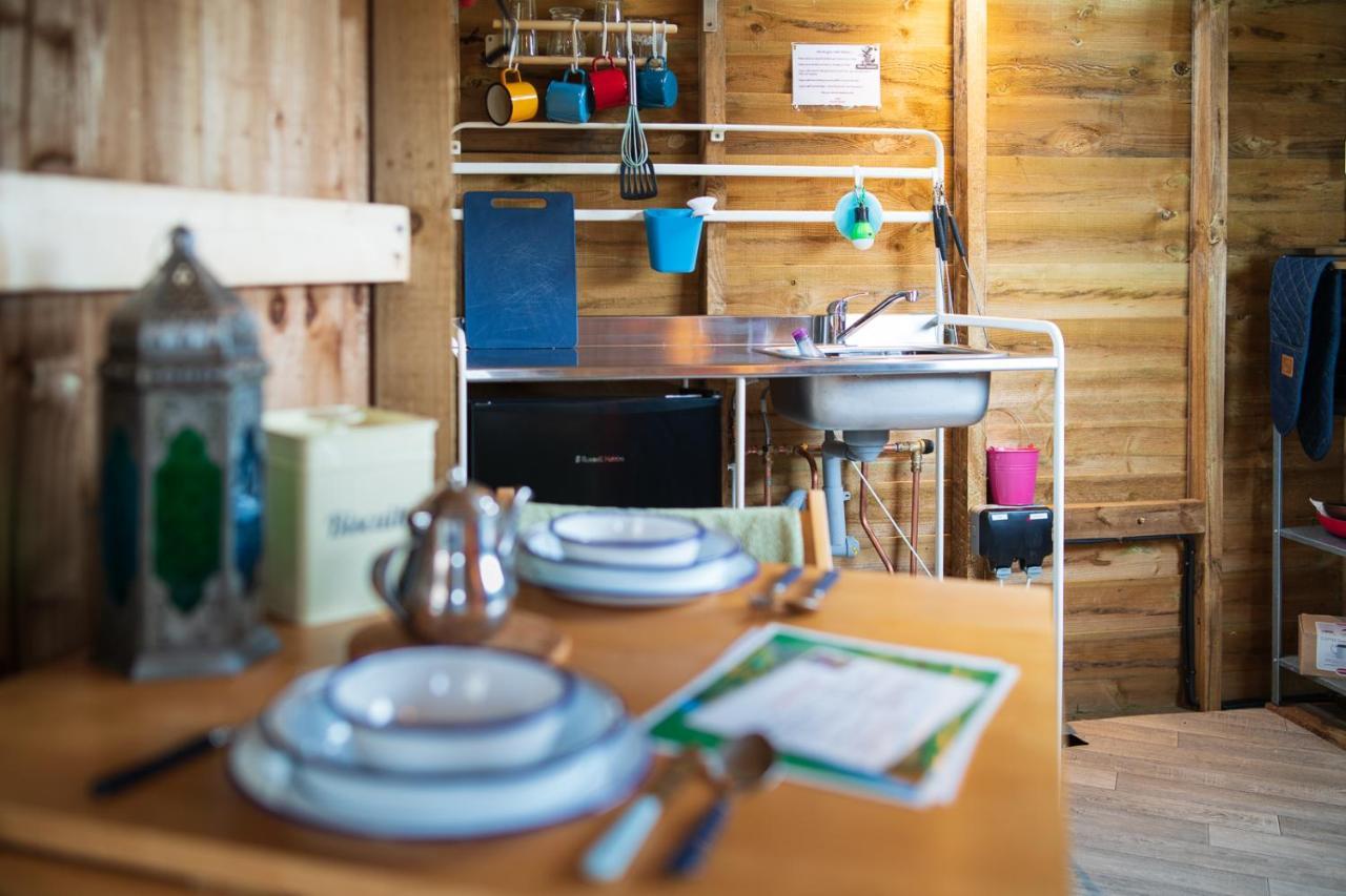 Hatters Meadows Glamping Ely Exteriér fotografie