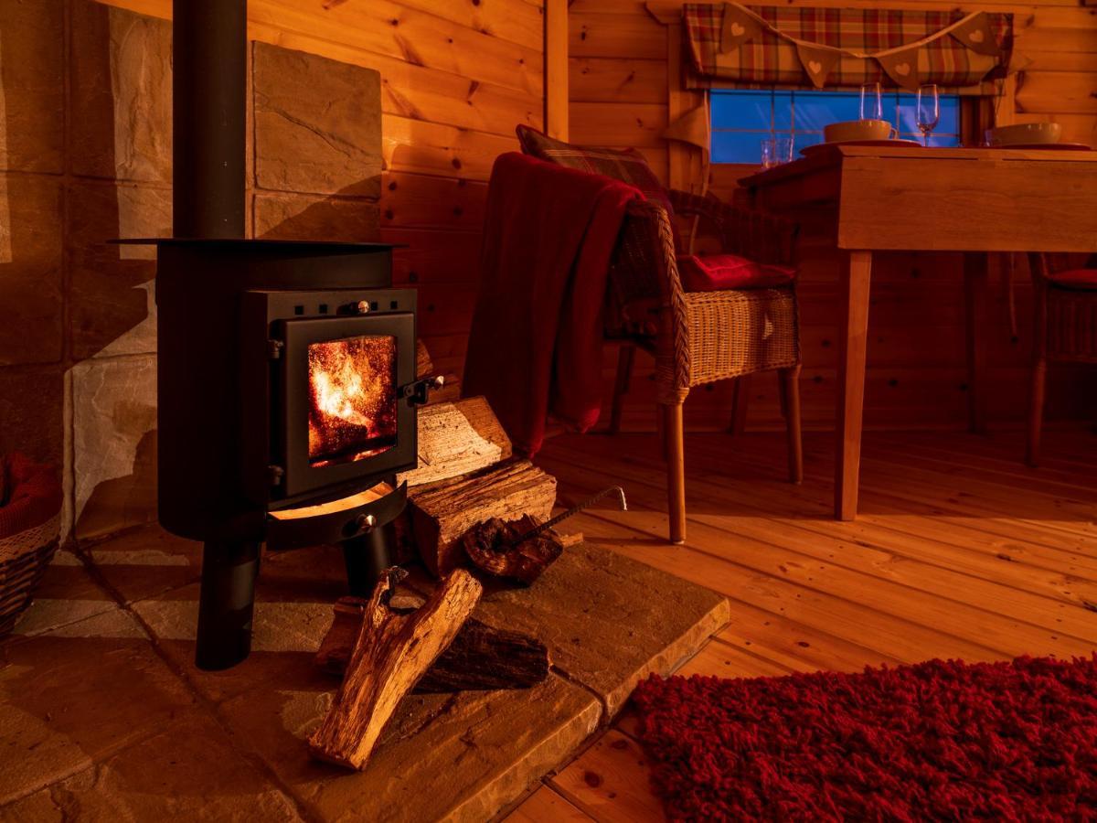 Hatters Meadows Glamping Ely Exteriér fotografie